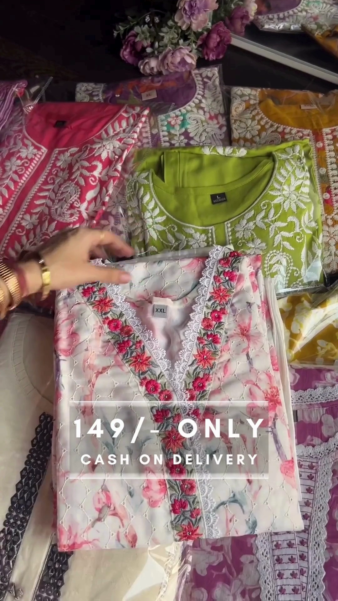 Hand Block Printed Embroidered Kurta Set - Image 5