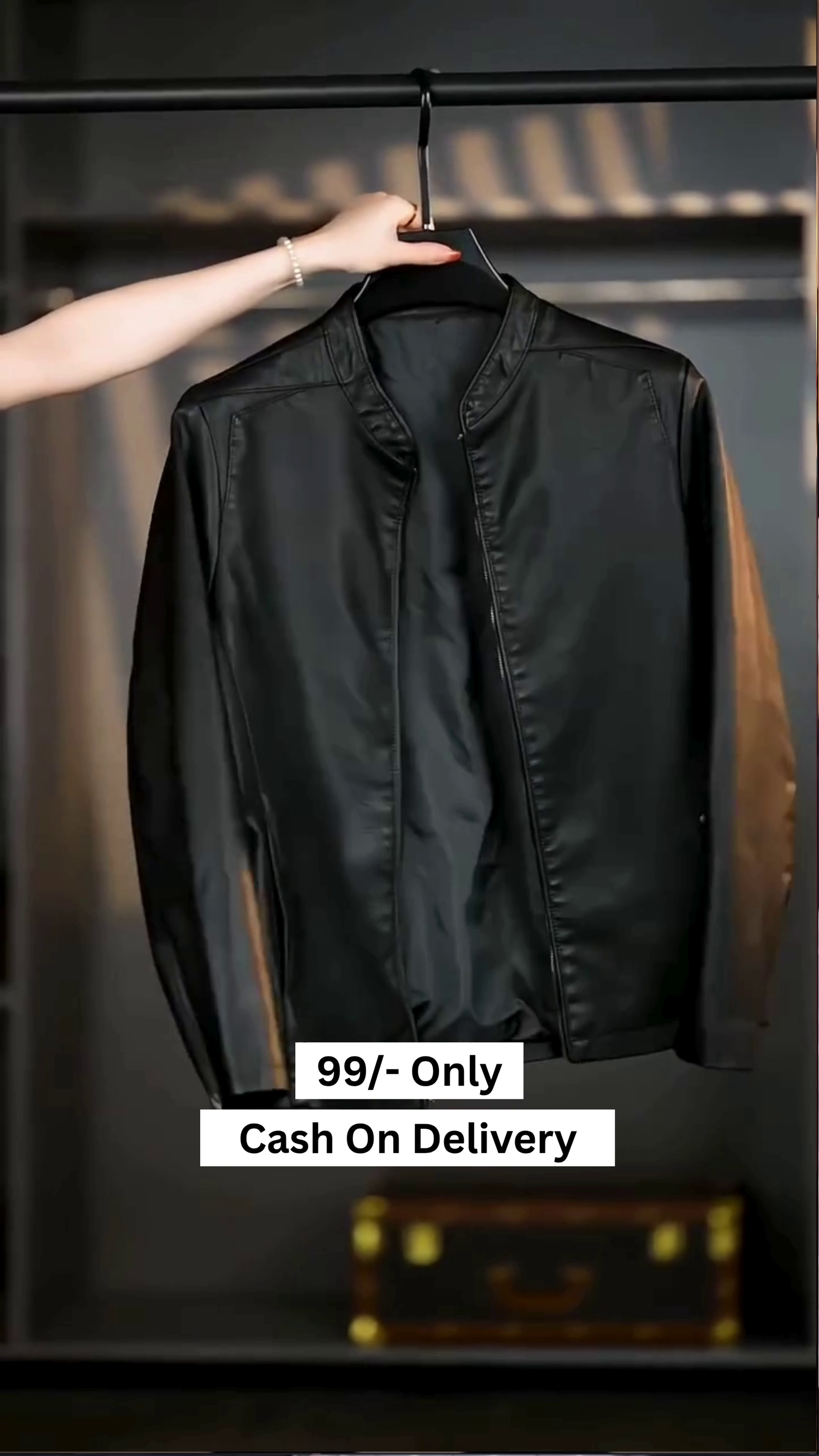 Leather Retail Men's Solid Regular Jacket - Image 2