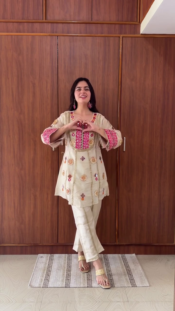 PREMIUM TISSUE SILK GOTTA CO-ORD WITH POTLI - Image 12