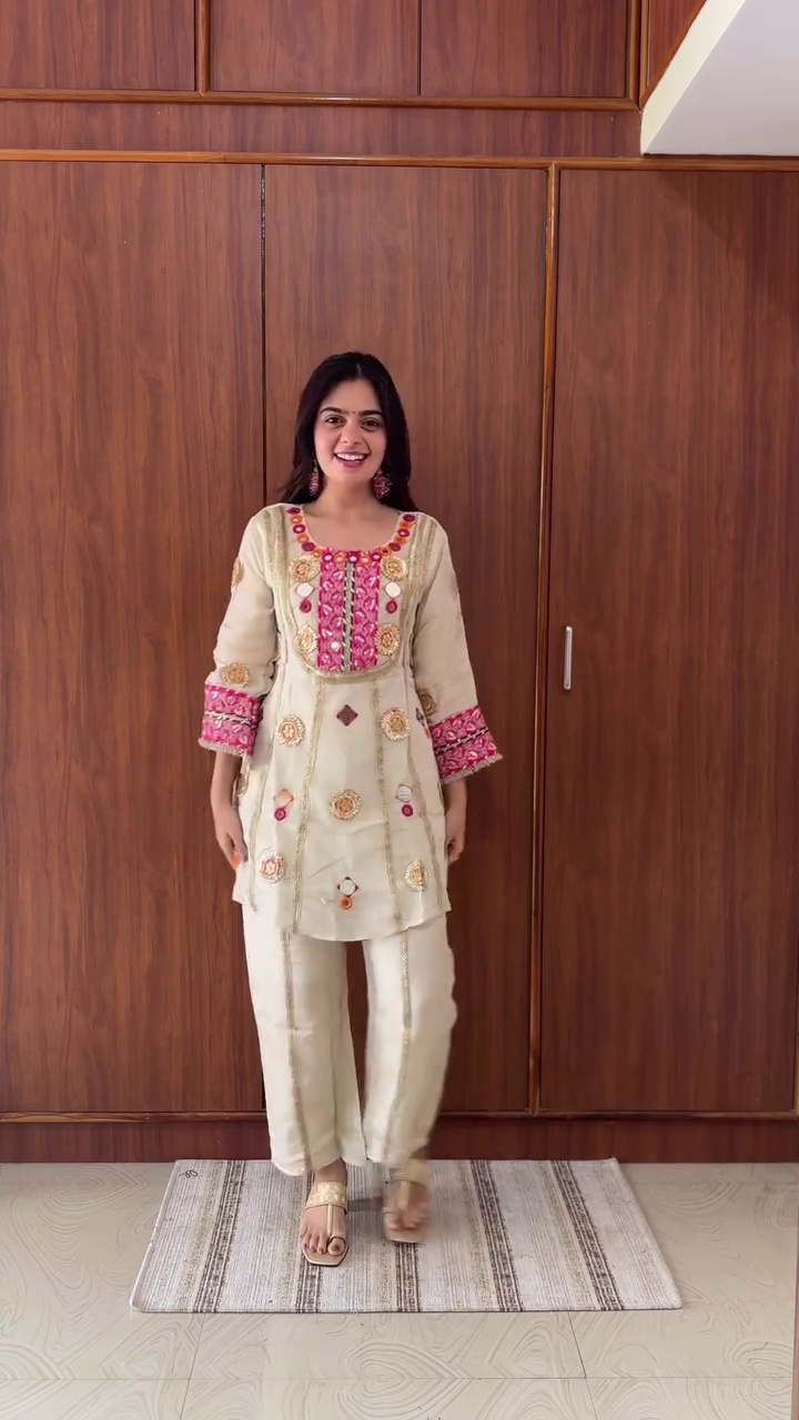 PREMIUM TISSUE SILK GOTTA CO-ORD WITH POTLI - Image 11