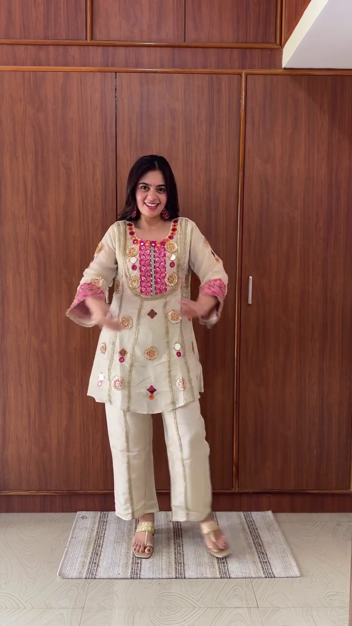 PREMIUM TISSUE SILK GOTTA CO-ORD WITH POTLI - Image 10