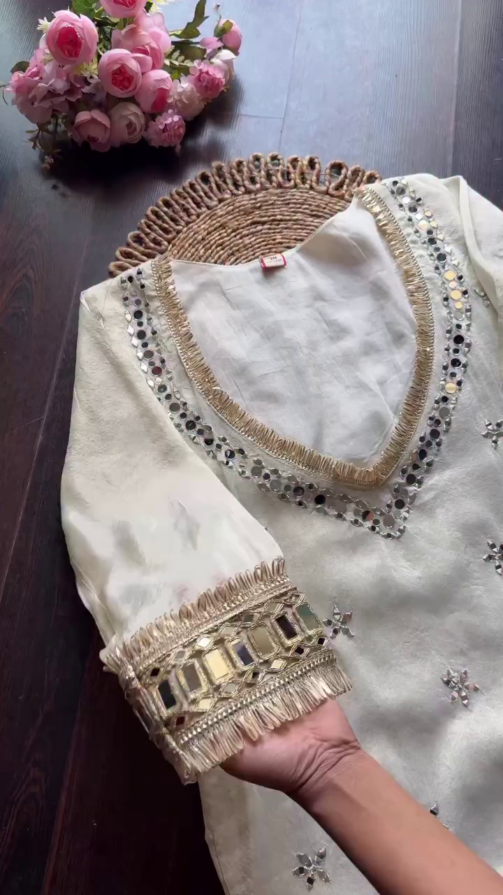 Elegant Champagne Gold Chinon Silk Co-Ord Set for Festive - Image 9