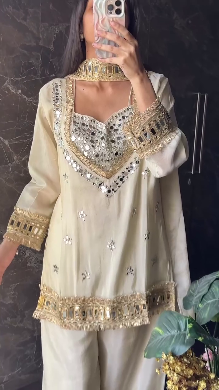 Elegant Champagne Gold Chinon Silk Co-Ord Set for Festive - Image 4