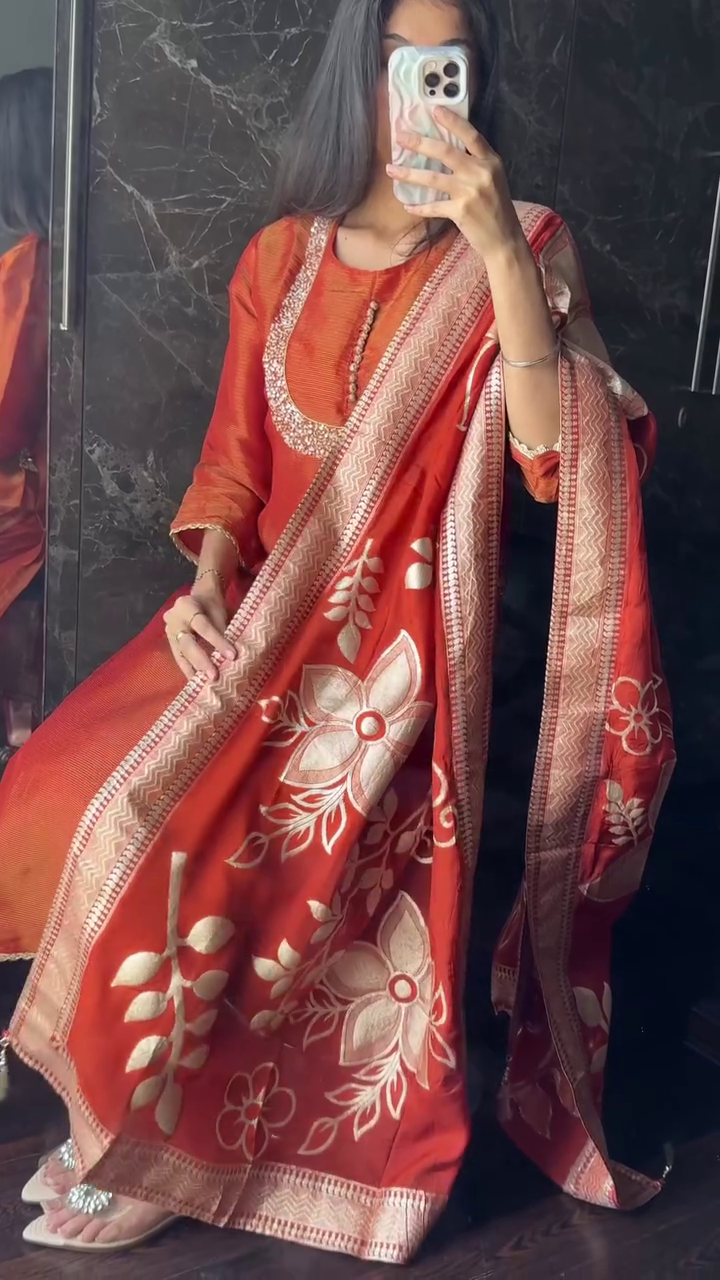 Women's Traditional Embroidered Kurta Pant Set, Orange with White Floral Printed Design Dupatta,Kurta Set For Women - Image 4