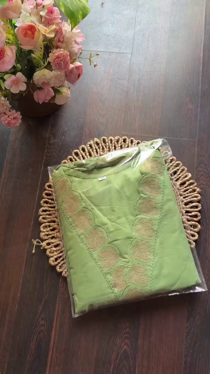 Women Ethnic Motifs Printed Kurta with Trousers & Dupatta - Image 2