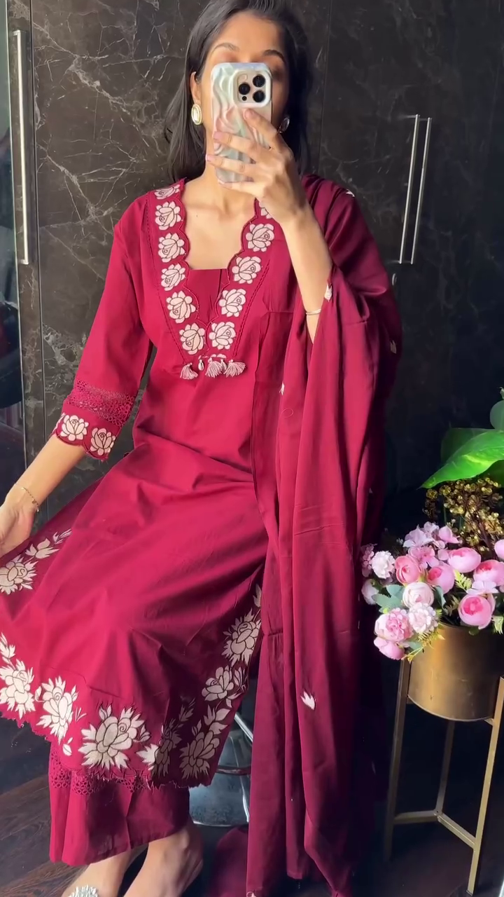 Women Ethnic Motifs Printed Kurta with Trousers & Dupatta - Image 6