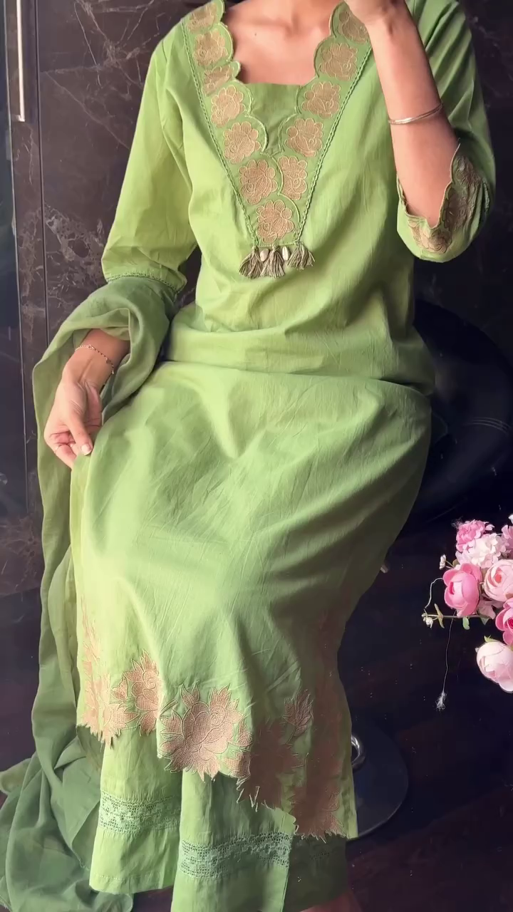 Women Ethnic Motifs Printed Kurta with Trousers & Dupatta - Image 3