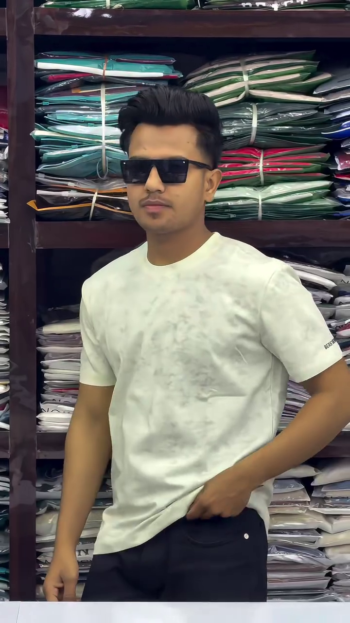 New Trending Men T-Shirt
