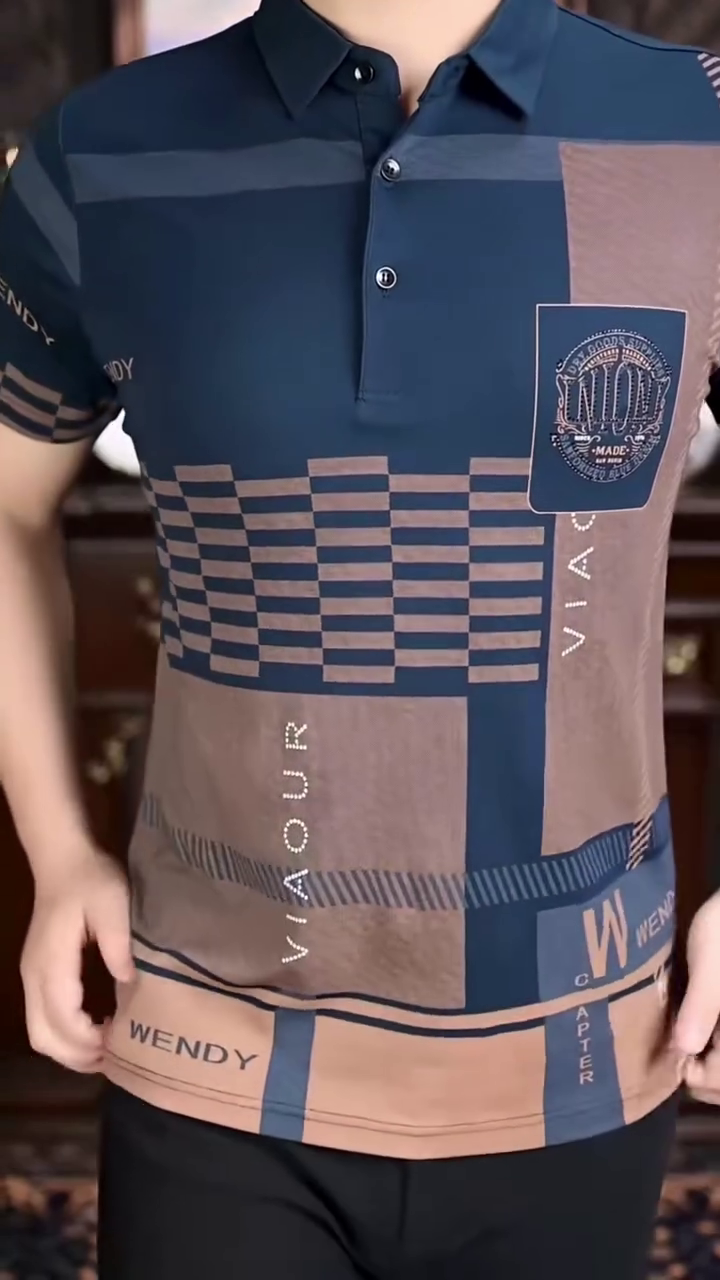 Men's Irregular Geometric Pattern and Alphabet Print Sports Collar Tshirt